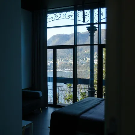 Veranda View * 科莫