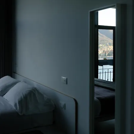 Apartment Veranda View Como