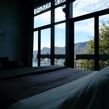 Veranda View * 科莫