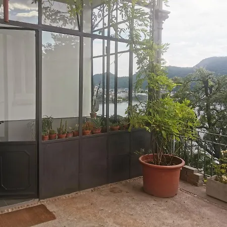 Veranda View דירה *