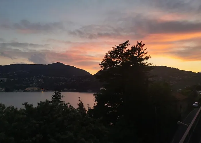 Veranda View Como