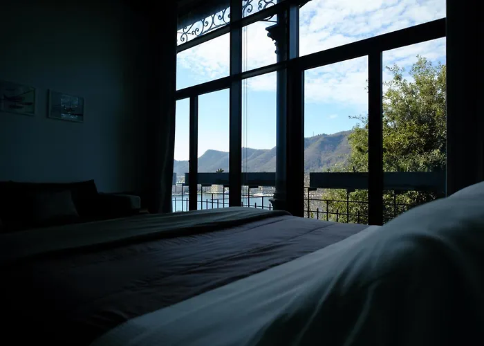 Veranda View * Como